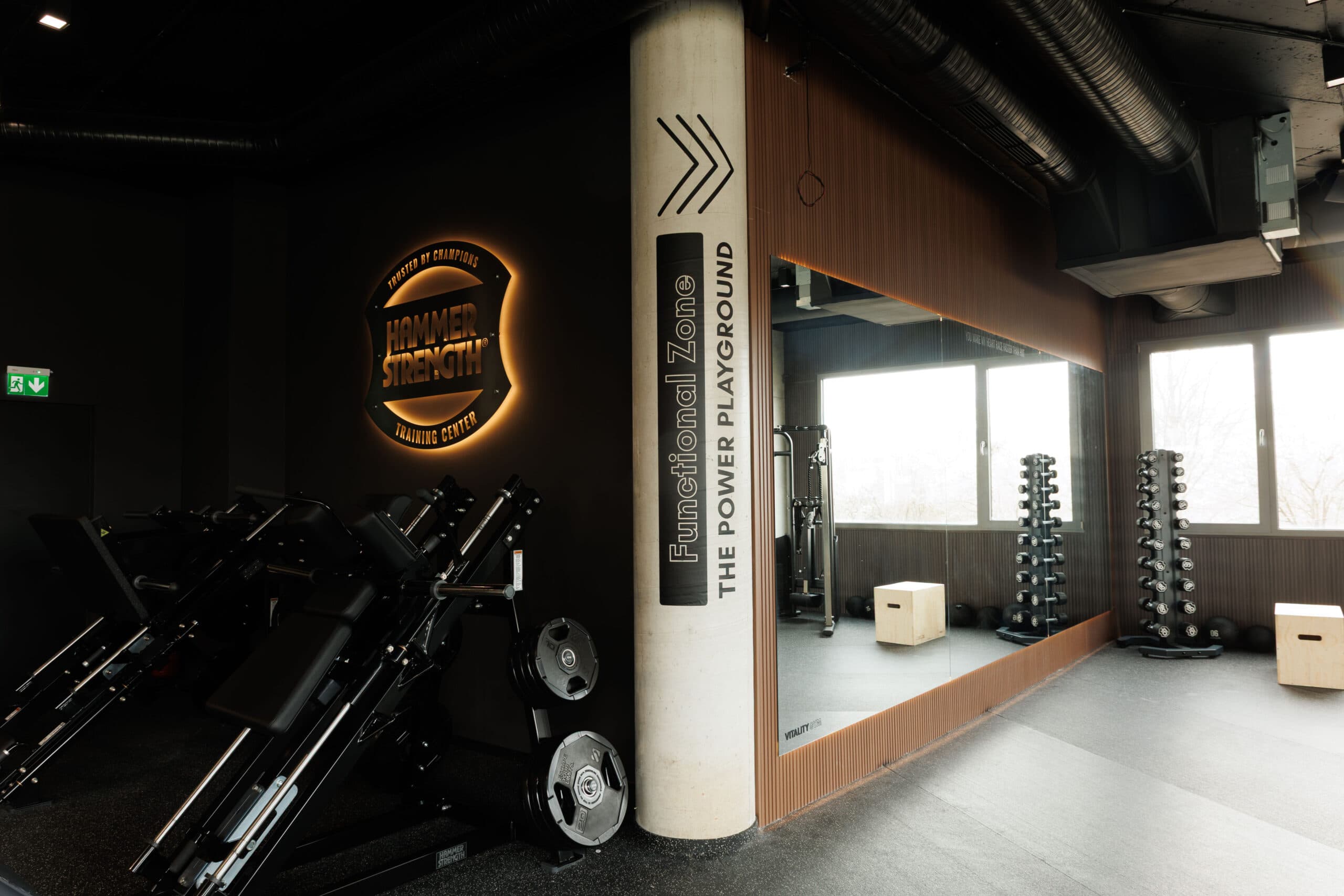 Functional area with plyometric boxes and weight plates